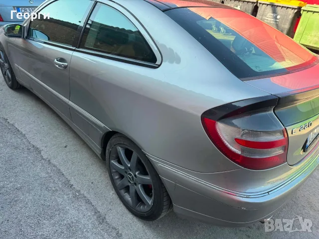 Продавам Мерцедес С220 FACELIFT, снимка 3 - Автомобили и джипове - 55646475