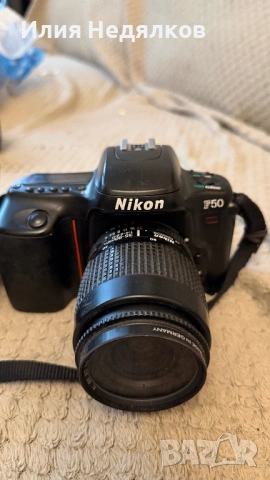 Nikon F50 с обектив 35-80