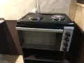 Продавам  малка  печка  на  ток  с  2 котлона и фурна ., снимка 3
