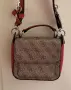Дамска чанта Guess нова, снимка 1
