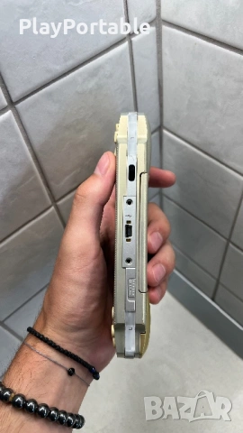 Modded PSP 1000 Champagne Gold 64GB 75+ games, снимка 8 - PlayStation конзоли - 54894946
