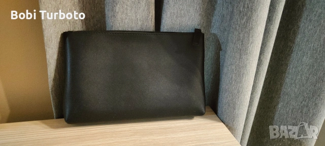 Чантата клъч DKNY, original!, снимка 2 - Чанти - 54213763