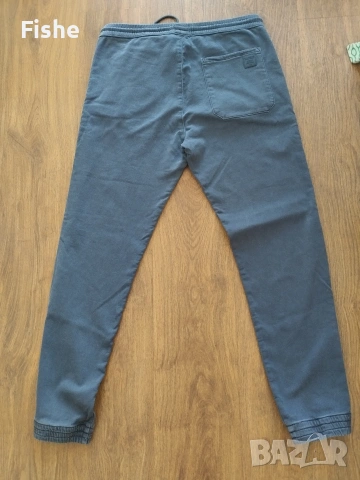 Продавам мъжки панталони Pull and Bear, снимка 2 - Спортни дрехи, екипи - 54490076