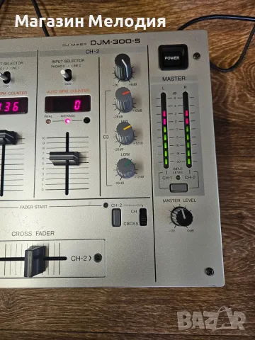Миксер Pioneer DJM-300-S / Легендарен DJ миксер Pioneer DJM-300-S – Култов аналогов модел с Auto BPM, снимка 4 - Ресийвъри, усилватели, смесителни пултове - 55314736