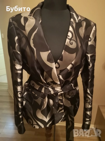 escada , снимка 5 - Сака - 54763166