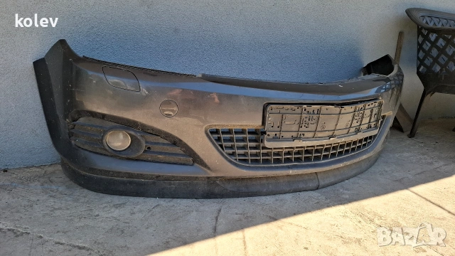 Предна броня Опел Astra H GTC 2/3