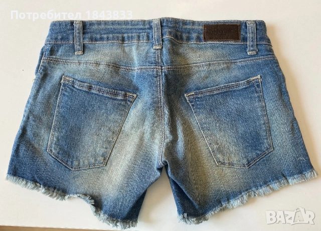 Италиански къси дънки размер M, снимка 5 - Дънки - 54178004