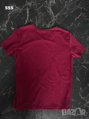 Дамска тениска Guess, M, снимка 3 - Тениски - 54712222