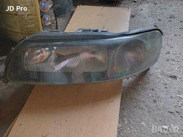 Ляв фар Volvo V70 2002г