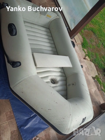 Продавам Надуваема лодка Mercury 