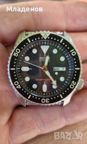 Японски часовник Seiko SKX007 . 
