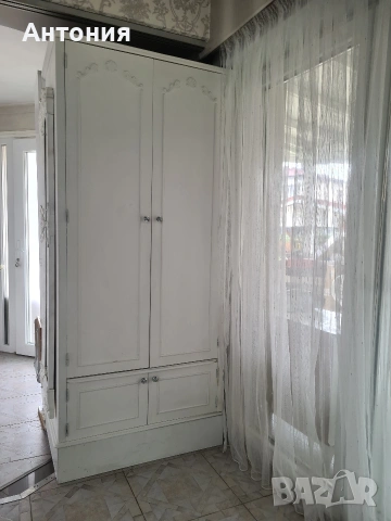 Бели скринове , тоалетка, гардероб, снимка 9 - Шкафове - 54051061
