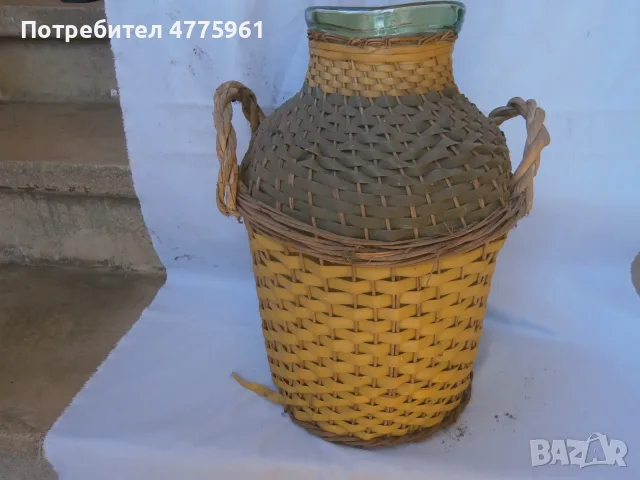 Буркан с оплетка