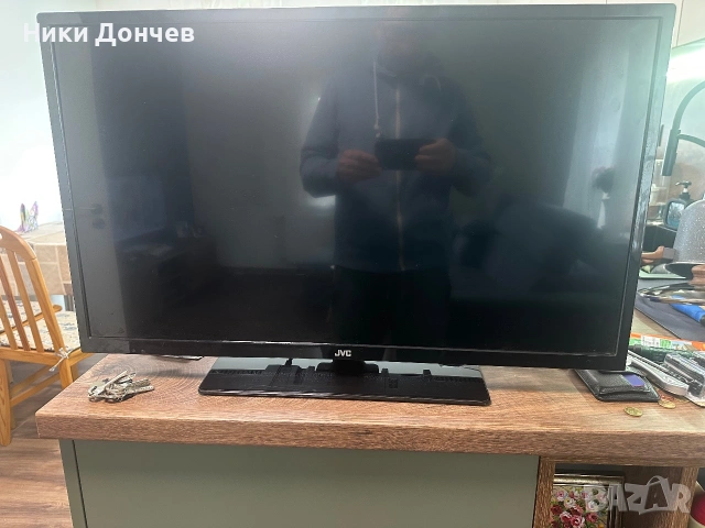 JVC 32 инча