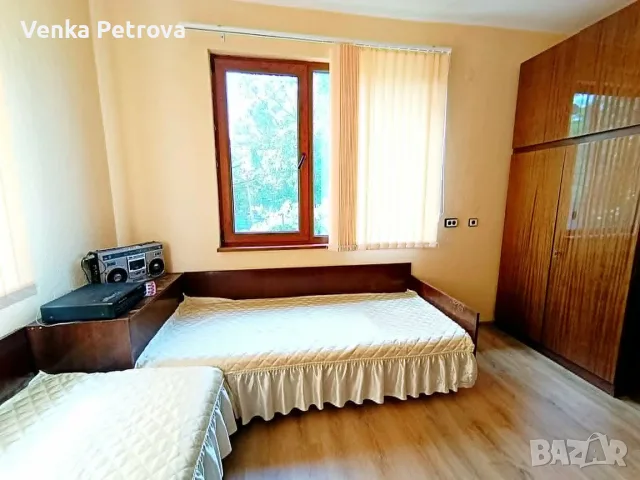 Продава се масивна едноетажна къща с гараж и лятна кухня в гр. Бяла Слатина, снимка 17 - Къщи - 55297248