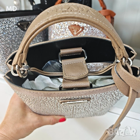 Prada , снимка 2 - Чанти - 55000424