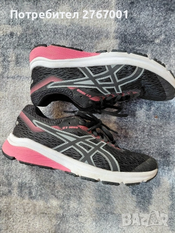 Asics дамски маратонки 37.5