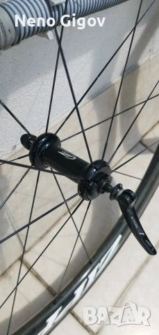 леки шосейни карбонови капли ZIPP 303 Firecrest Tubular rim brake, снимка 6 - Части за велосипеди - 54633507