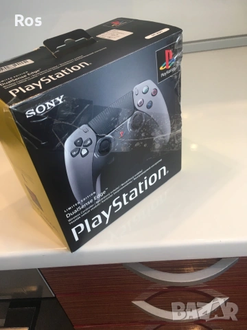 PlayStation 5 DualSense Edge 30th Anniversary Edition Нов, снимка 10 - PlayStation конзоли - 54482934