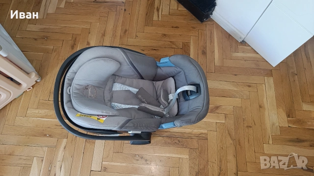 Продавам бебешко столче за кола Cybex Aton 5