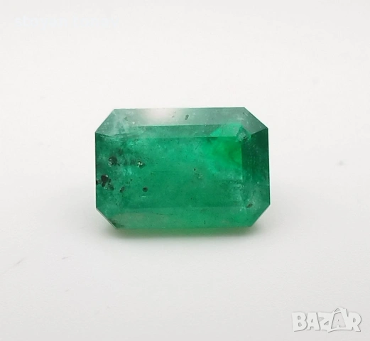  Рядък 3,35 каратов естествен изумруд с vivid green цвят от Swat Valley, Пакистан! Сертификат!, снимка 3 - Други - 55173319