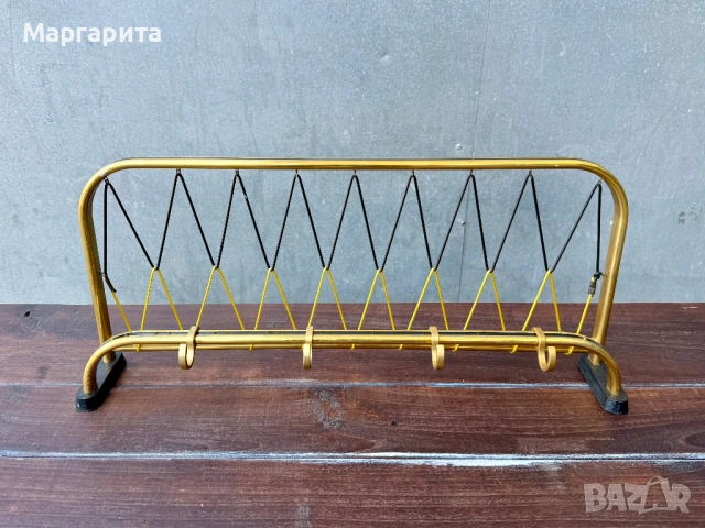 Метална закачалка, снимка 2 - Закачалки - 54625799
