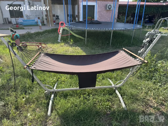 хамак със здрава стойка