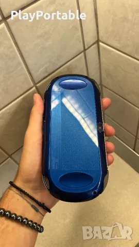 PS Vita PCH-1000 Sapphire Blue OLED Complete in Box, снимка 9 - PlayStation конзоли - 55671162