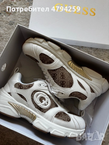 Маратонки Guess, снимка 3 - Маратонки - 54168794