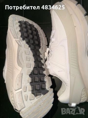 Унисекс маратонки Nike Vomero 5 Zoom (бежово и бяло). Размер: EU 40 / UK 6. , снимка 4 - Маратонки - 55239102