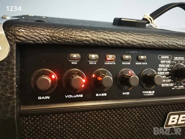 Усилвател за китара кубе berhinger V-ampire LX112 120W вградени ефекти, снимка 3 - Струнни инструменти - 54015476