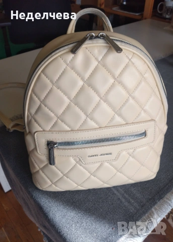 Дамска чанта тип „раница“ – ПОДАРЯВАМ