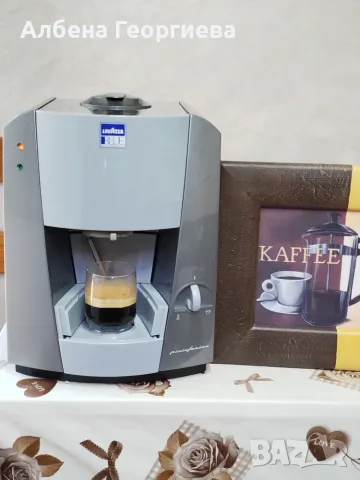 Кафе машина LAVAZZA BLUE 1100 -  капсули , снимка 13 - Кафемашини - 55416957