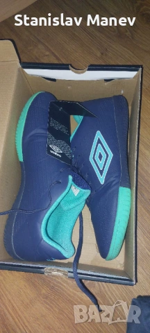 Маратонки Umbro като нови 42