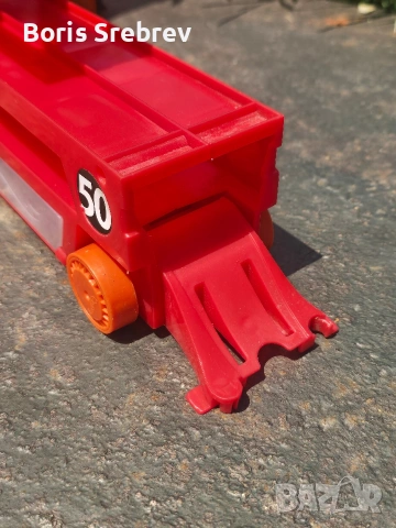 Комплект Hot Wheels: Мегатранспортьор за 50+ колички + Лот писти и лаунчери, снимка 11 - Коли, камиони, мотори, писти - 54990382