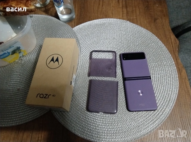 Motorola razr 40, снимка 3 - Motorola - 54586298