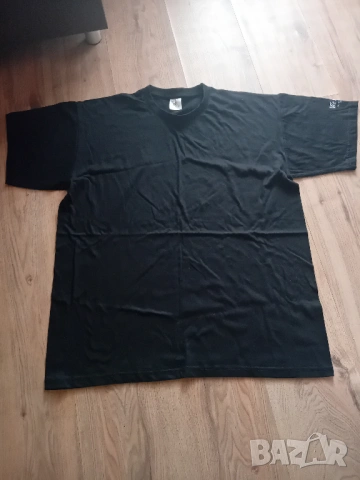Чисто нова мъжка тениска XL
