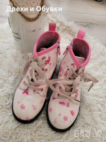 Детски розови маратонки NIKE, бели Polo, Елза , Скай, снимка 16 - Детски маратонки - 54151025