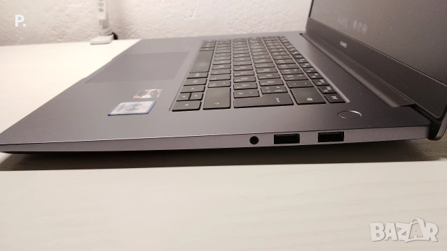 Huawei matebook d15, лек, компактен, бърз, снимка 7 - Лаптопи за работа - 55126130