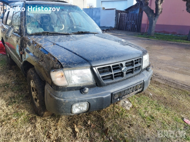 Продавам Subaru Forester на части , снимка 2 - Автомобили и джипове - 54324632