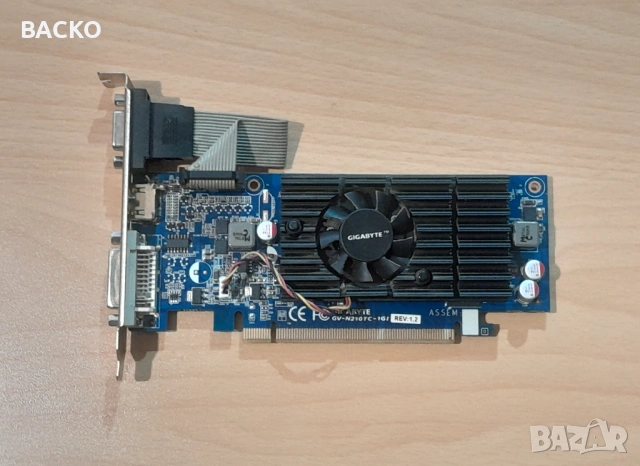 Видеокарта Gigabyte  NVIDIA GeForce GT 210  512MB
