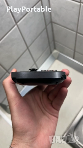 Modded PS Vita PCH-1100 Complete in Box 128GB/256GB with games, снимка 8 - PlayStation конзоли - 54384184