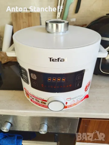 Мултикукър под налягане Tefal Turbo Cuisine (Отлично състояние с аксесоари)