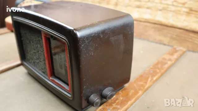 Радиоприемник "PHILIPS 208U-37"
