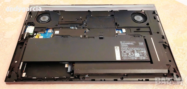 HP ZBook Fury 17 G8/17.3 4K Ultra HD IPS/Intel Core i7/NVidia RTX A2000 4GB/16GB RAM/256GB SSD, снимка 7 - Лаптопи за работа - 53995278