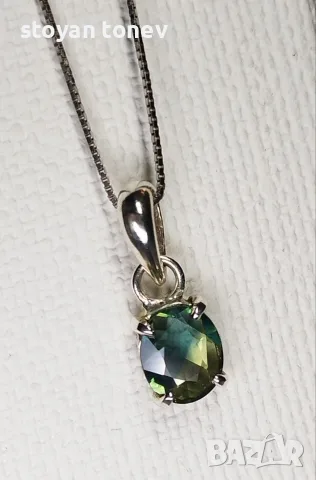 Ръчно колие с естествен австралийски двуцветен Сапфир 1.22ct VVS с верижка и Сертификат, снимка 5 - Колиета, медальони, синджири - 55229054