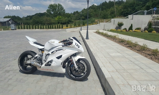 Yamaha R6 track bike , снимка 2 - Мотоциклети и мототехника - 54582761
