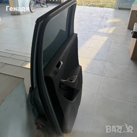 Задна врата Пасат, снимка 3 - Автомобили и джипове - 55550321