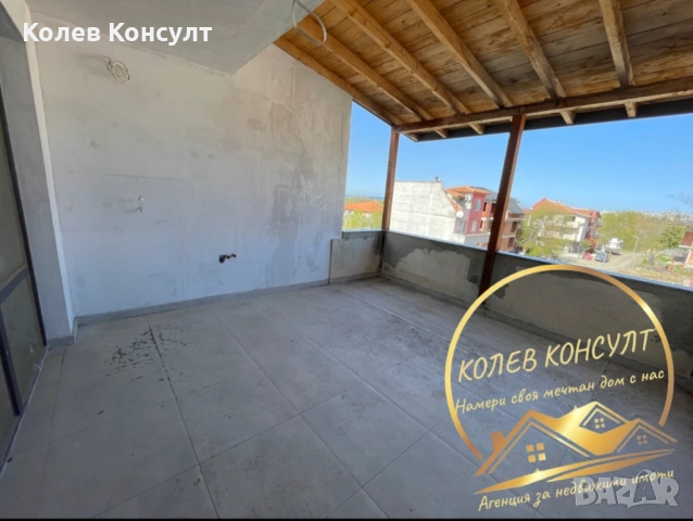 Новопостроена къща в гр. Царево, снимка 4 - Къщи - 54093417