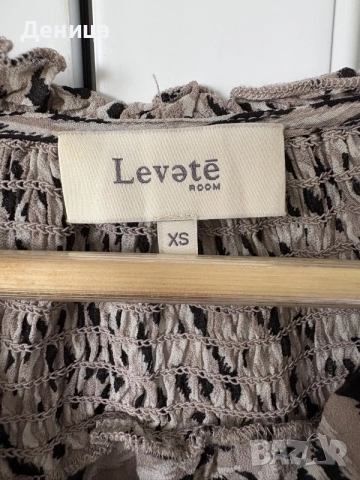 Дамска блуза Levete Room с животински принт (Размер XS), снимка 3 - Блузи с дълъг ръкав и пуловери - 55681201